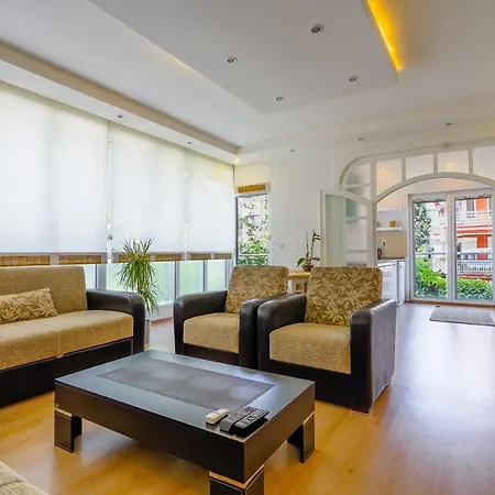 Refreshing House Near Beach And Popular Attractions In Muratpasa, *